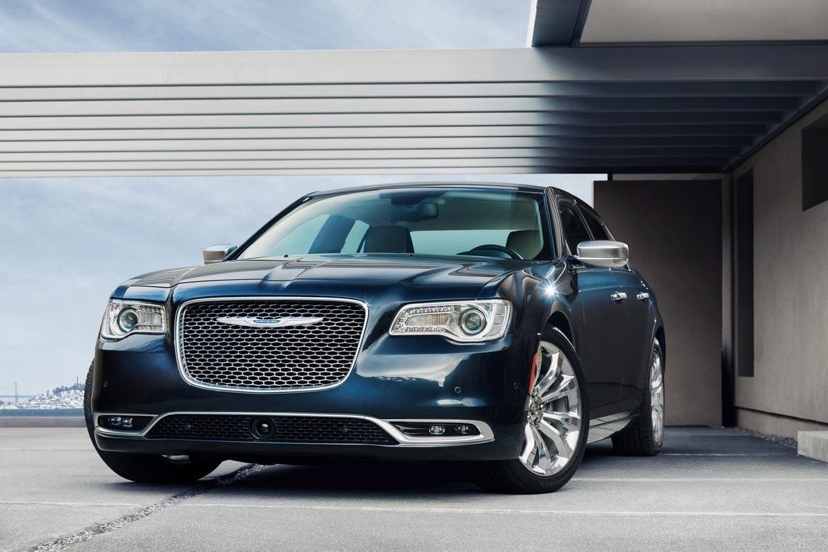 El Chrysler 300 se mantiene en el mercado sin prácticamente cambios 