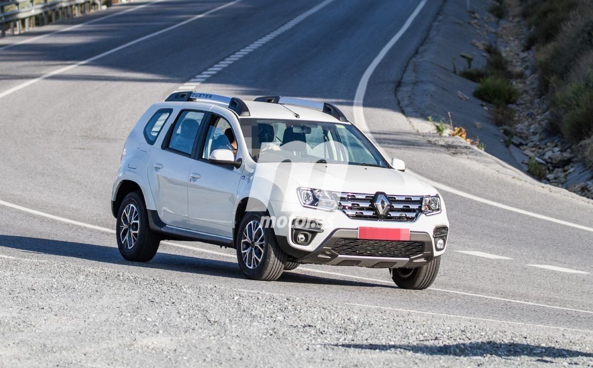 El nuevo Dacia Duster vendido en la India como Renault se deja ver en España