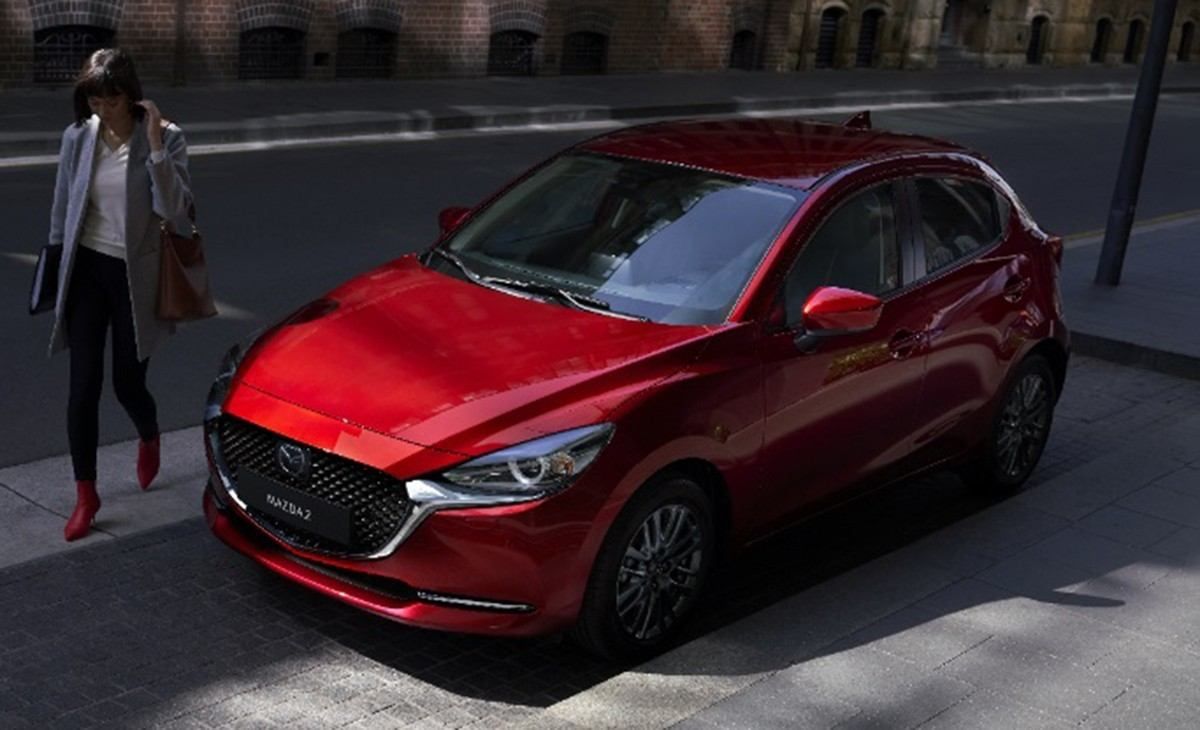 Mazda2 2020, el utilitario japonés se electrifica en Europa