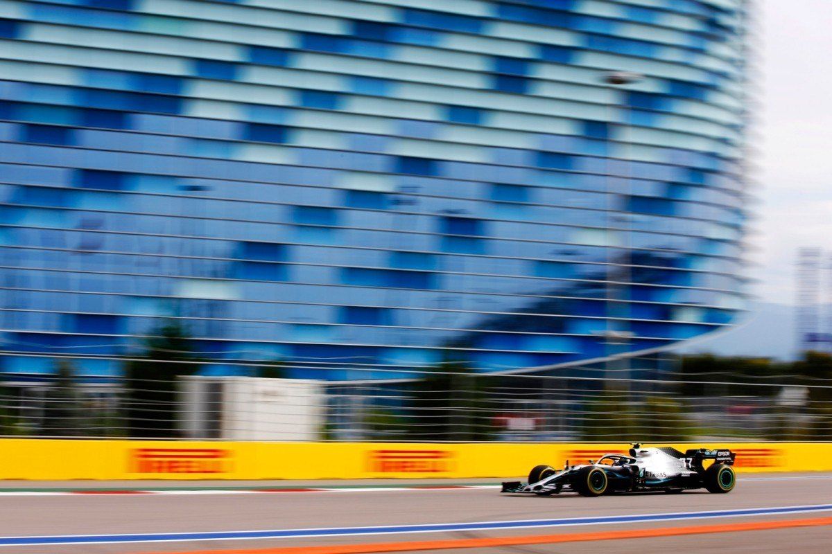 Mercedes ve en la lluvia a su salvavidas: "Perdemos ocho décimas con Ferrari en recta"