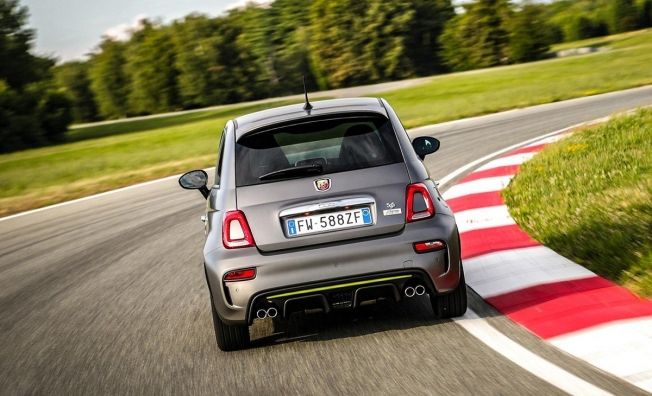 Abarth 595 Pista 2020 - posterior