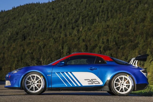 El Alpine A110 Rally luce imponente antes de su debut