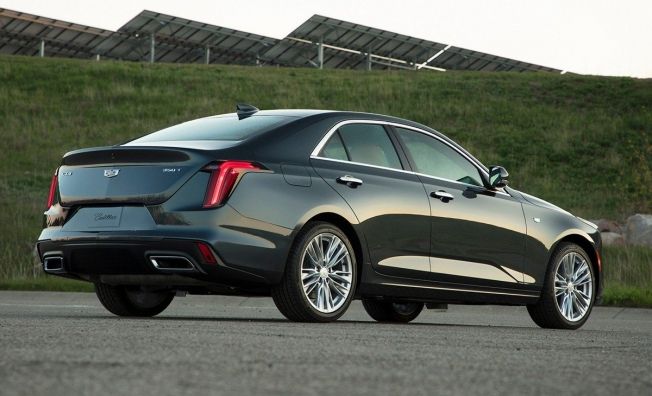 Cadillac CT4 2020 - posterior