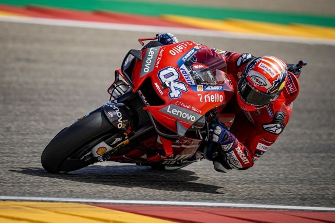 Marc Márquez consigue un aplastante triunfo en MotorLand Aragón