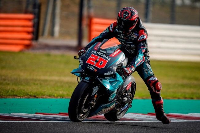 Marc Márquez supera a Fabio Quartararo para conquistar Misano