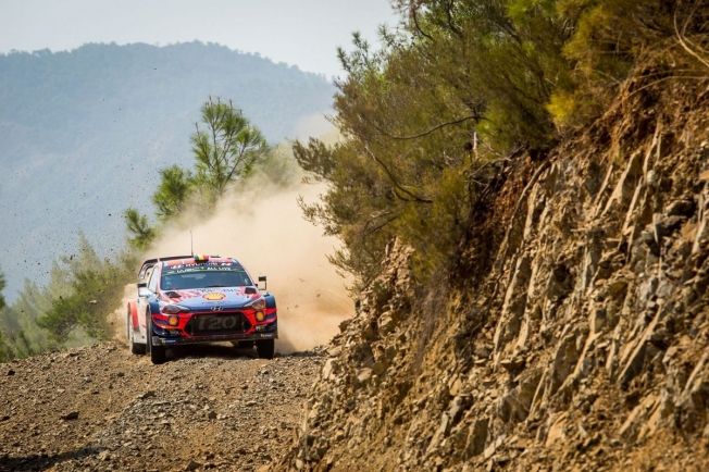 Pinchazo de Tänak en el doblete provisional de Citroën en Turquía