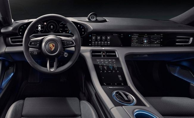 Porsche Taycan - interior