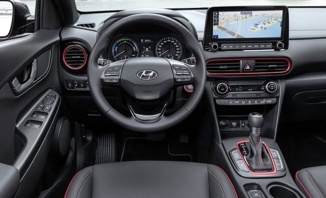 Hyundai Kona Híbrido - interior