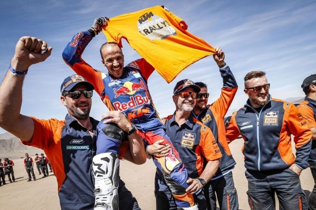 Sam Sunderland gana la Copa del Mundo FIM de Rallies Cross-Country