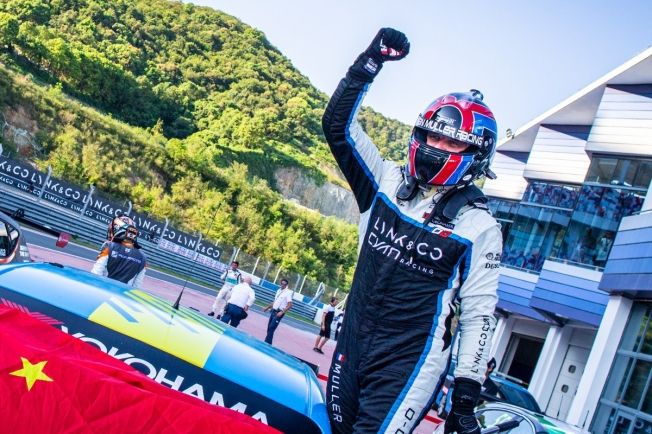 Yvan Muller cierra la cita del WTCR en Ningbo con su segunda victoria