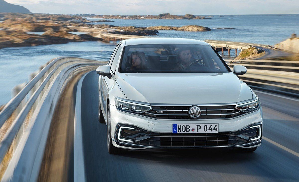 Precios del nuevo Volkswagen Passat GTE, la berlina híbrida enchufable