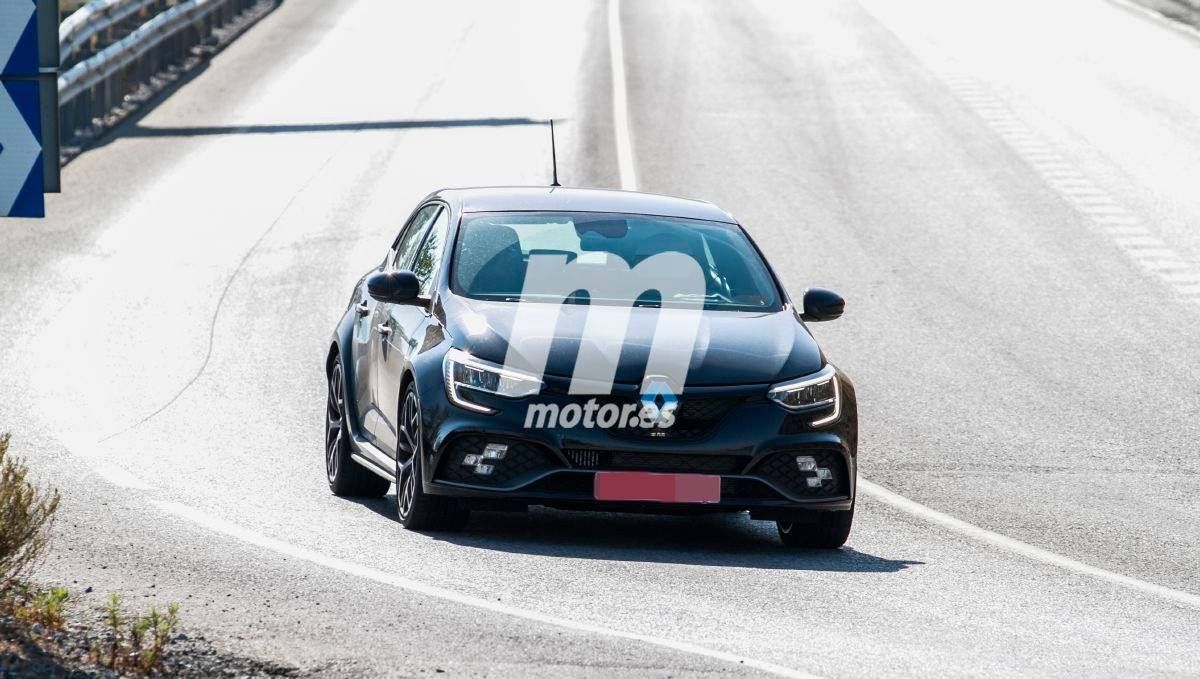 Avistado el facelift del Renault Mégane RS Trophy 2020 en nuevas fotos espía