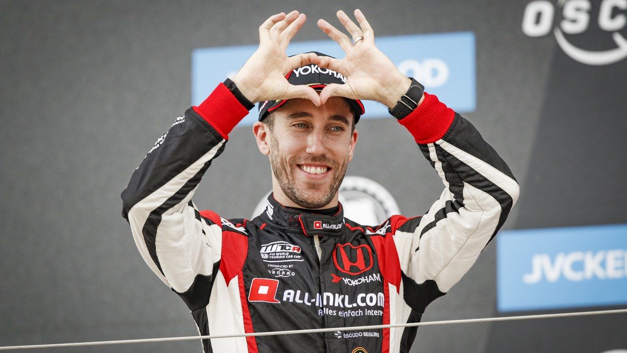 Esteban Guerrieri vuelve a liderar el WTCR tras su paso por Suzuka