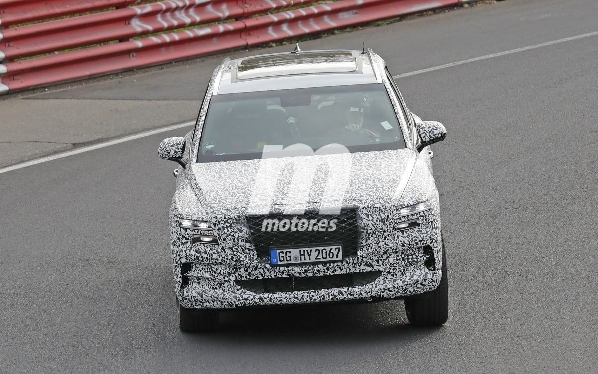 El nuevo Genesis GV80 afronta sus últimas pruebas en el trazado de Nürburgring