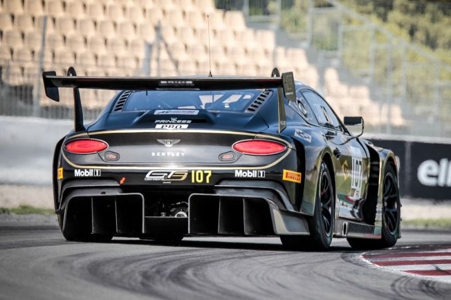 Bentley valora reestructurar su programa en GT3 junto a M-Sport