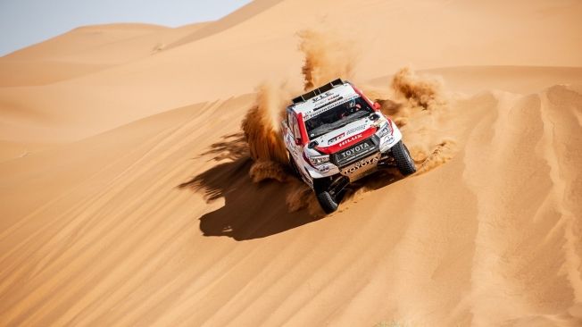 Fernando Alonso marca en rojo el Ula Rally en su camino al Dakar