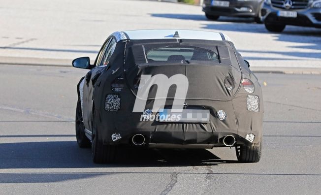 Hyundai i30 Fastback N 2021 - foto espía posterior