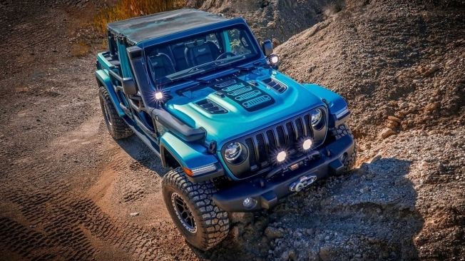 Jeep Wrangler Rubicon con accesorios Mopar