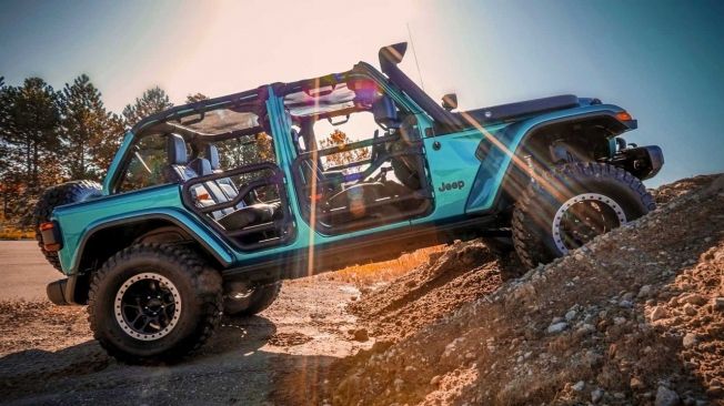 Jeep Wrangler Rubicon con accesorios Mopar