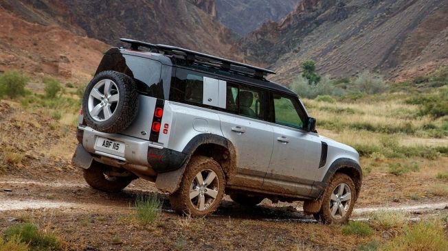 Land Rover Defender 110 - posterior