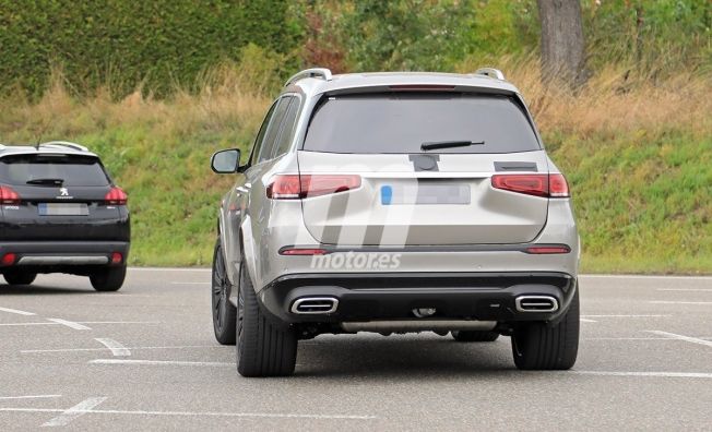 Mercedes-Maybach GLS 2020 - foto espía posterior