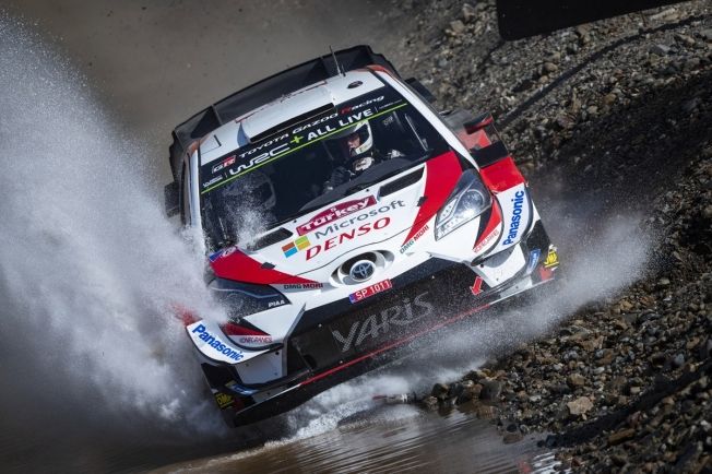 Ott Tänak defiende su liderato del WRC en los bosques galeses