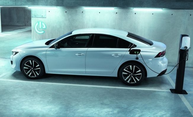 Peugeot 508 Hybrid