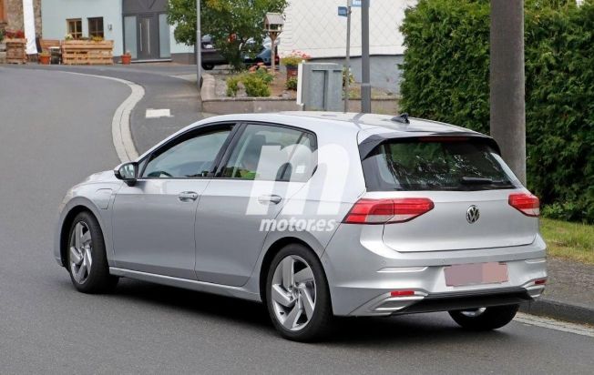 Volkswagen Golf GTE 2020 - foto espía