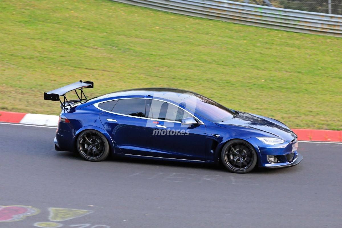 Tesla sorprende en Nürburgring con un nuevo alerón en el Model S Plaid