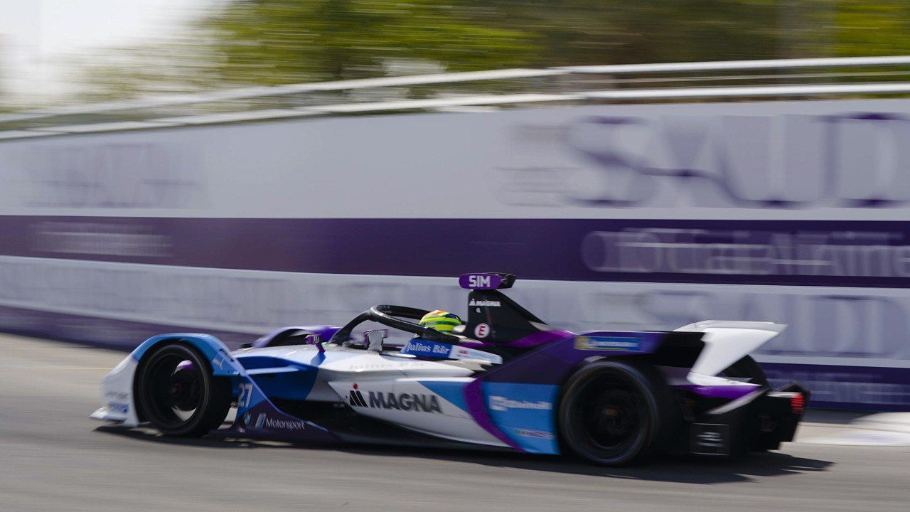 Alex Sims logra un doblete de poles en el ePrix de Ad-Diriyah