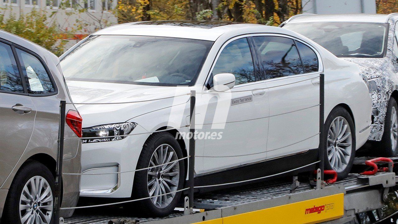 El BMW i7, una berlina de lujo eléctrica, llegará para hacer frente al Mercedes EQS