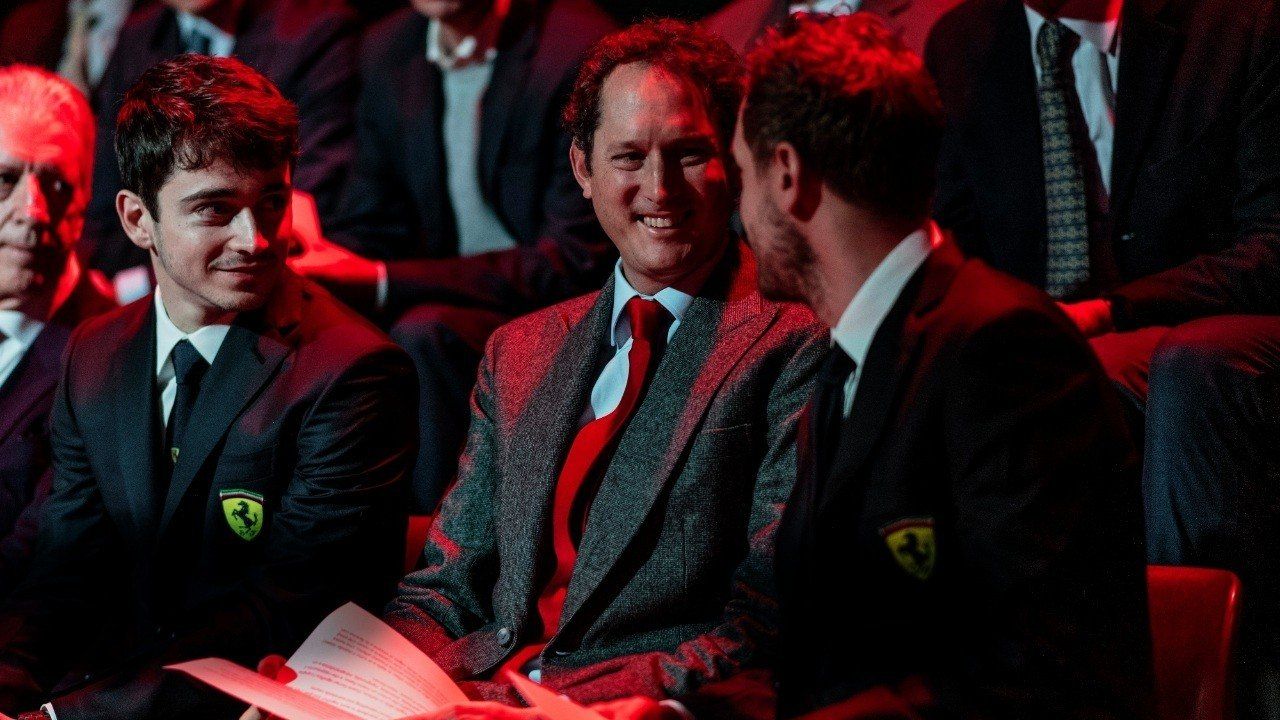 Elkann, enfadado con Vettel y Leclerc: "Lo que importa es que Ferrari gane"