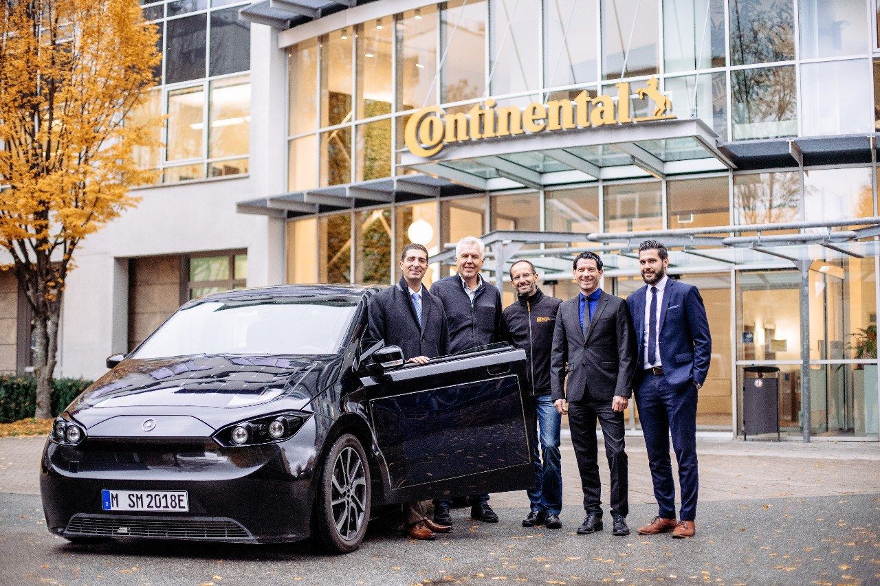 Falta un año para la llegada del Sono Sion, el coche eléctrico solar de las "masas"