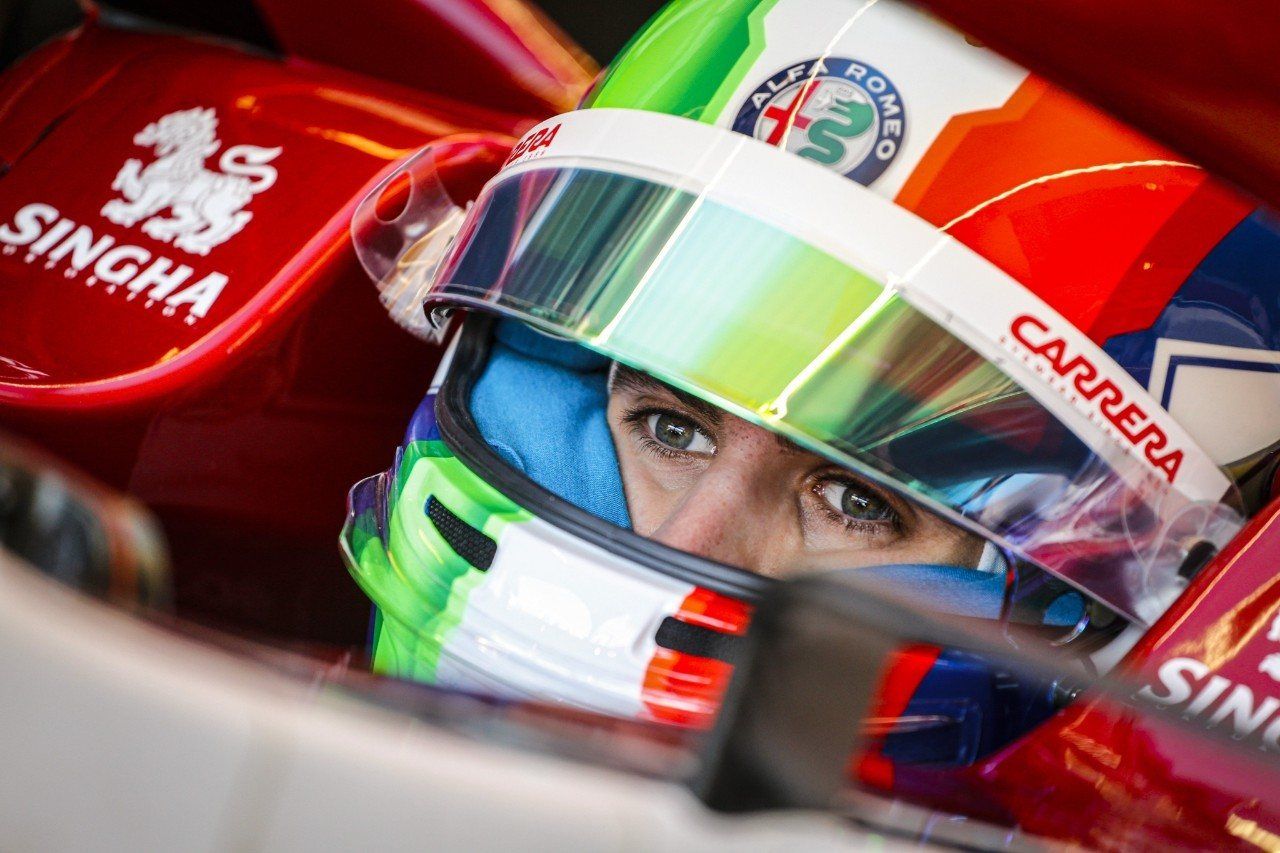 Giovinazzi renueva con Alfa Romeo para 2020