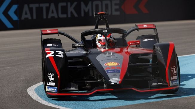 Alex Sims logra un doblete de poles en el ePrix de Ad-Diriyah