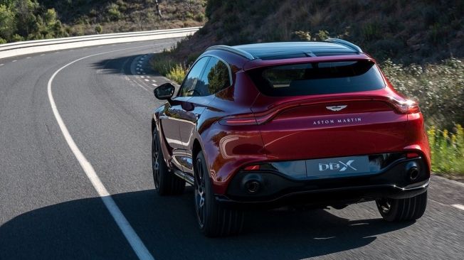 Aston Martin DBX - posterior