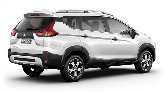 Mitsubishi Xpander Cross - posterior