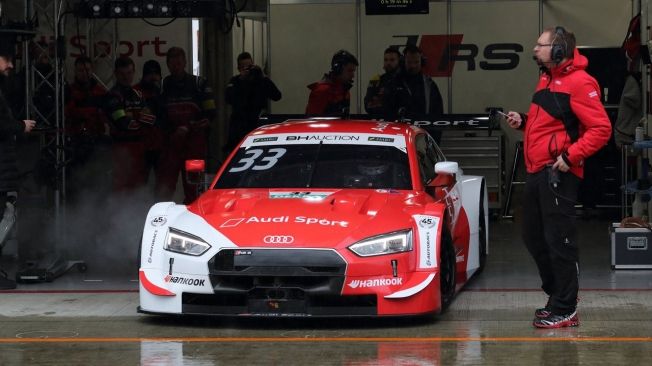 La niebla y la lluvia marcan los libres de la 'Dream Race' del DTM