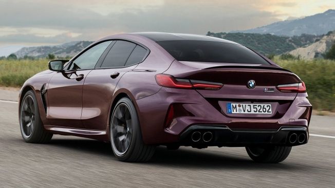 BMW M8 Gran Coupé - posterior