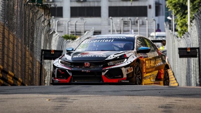 Rob Huff vuelve a reinar en Macao y en el WTCR con una brillante pole