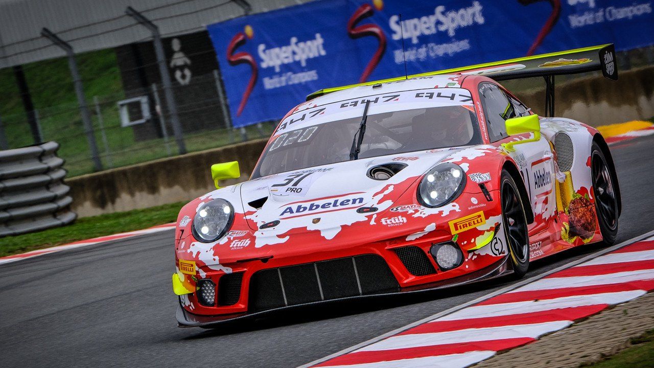 Nick Tandy lleva al Porsche #31 hasta la pole de las 9 Horas de Kyalami