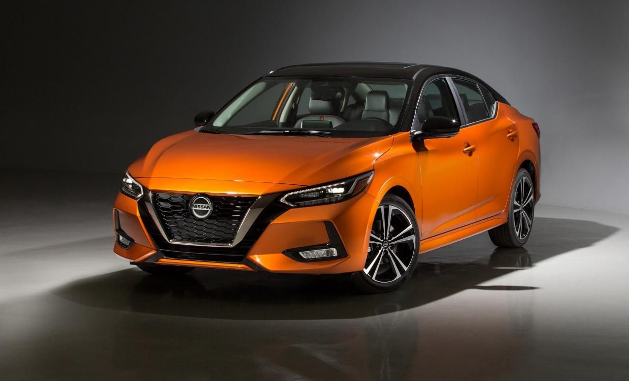 La nueva generación del Nissan Sentra desvelada en Los Ángeles