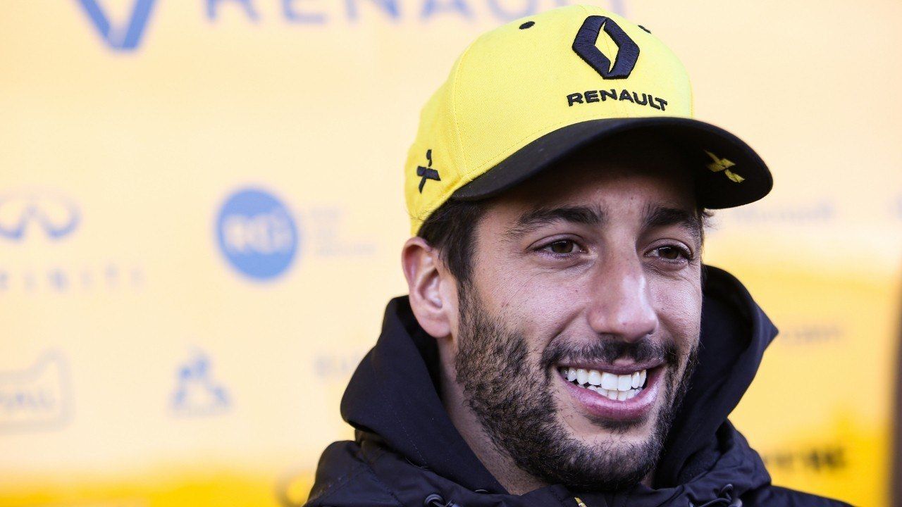 Ricciardo cree que competir en mitad de parrilla le ha hecho mejor piloto