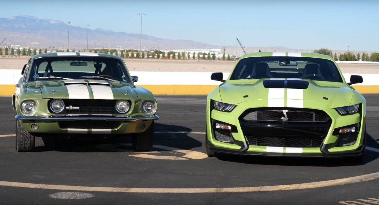 Duelo épico: Shelby GT500 1968 vs. Shelby GT500 2020 [vídeo]