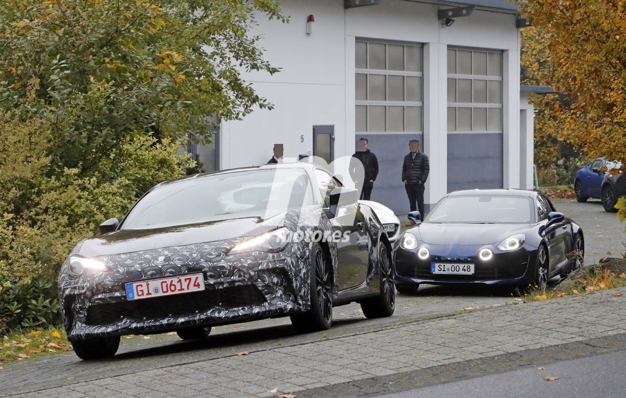 Nuevas fotos espía descubren las pruebas del Subaru BRZ junto al Alpine A110