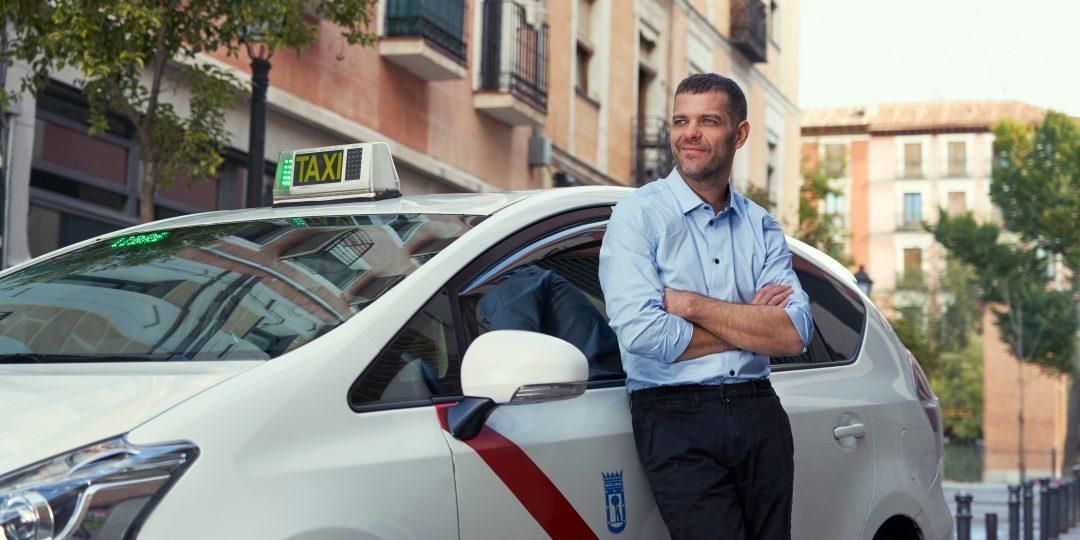 Uber ya trabaja con taxis en España, aunque no con muchos