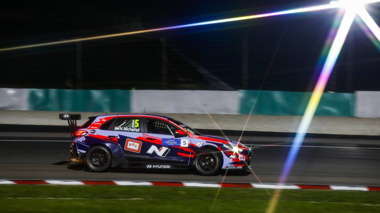 Michelisz gana el título del WTCR en la victoria de Kristoffersson