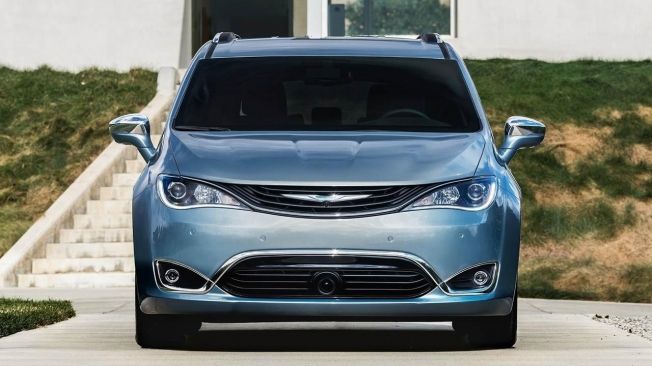 Chrysler Pacifica Hybrid - frontal