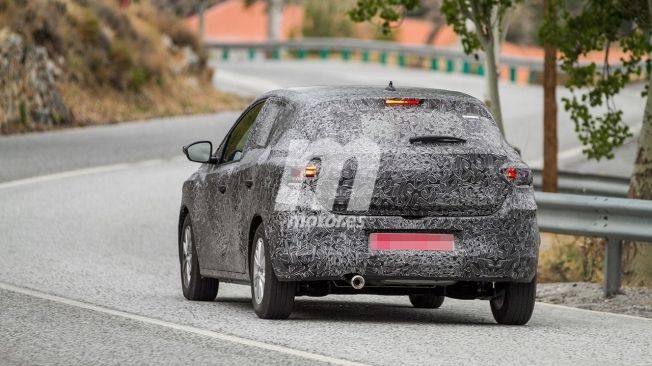 Dacia Sandero 2020 - foto espía posterior