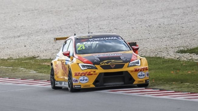 Norbert Michelisz gana la primera manga del WTCR en un mojado Sepang